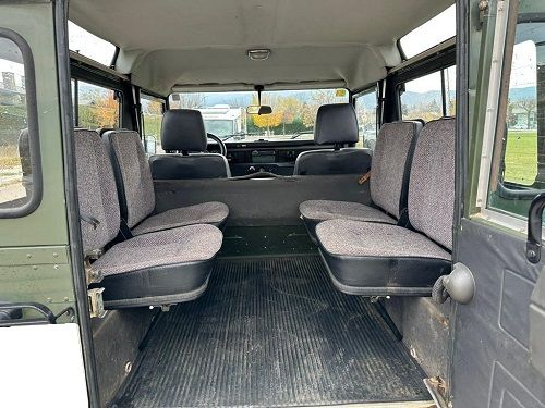 Land Rover Defender • 1991 • 197,900 km 2