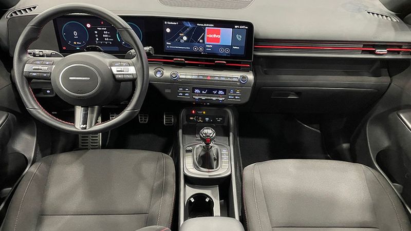 Hyundai Kona • 2024 • 17,405 km 7