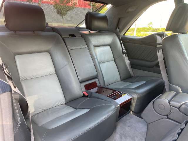 Mercedes-Benz S • 1998 • 148,000 km 6