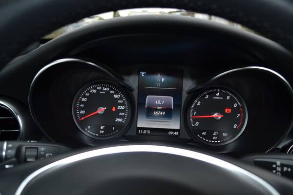 Mercedes-Benz GLC • 2018 • 16,681 km 5