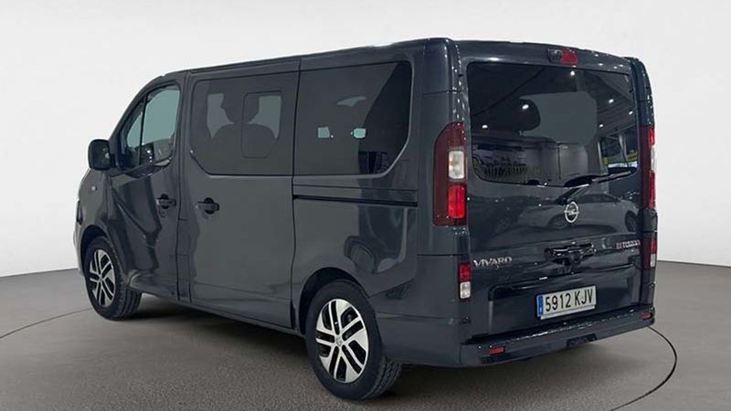 Opel Vivaro • 2018 • 73,103 km 3