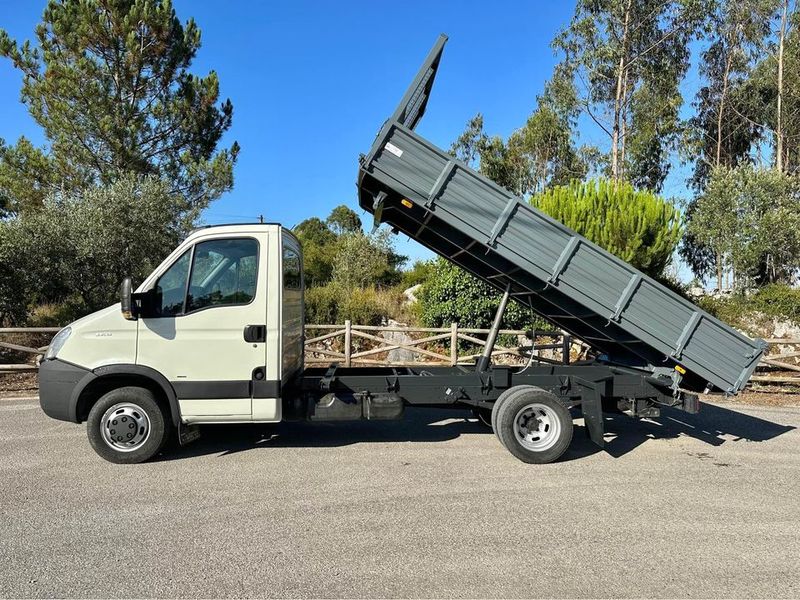 Mitsubishi Fuso canter • 2007 • 280,000 km 4