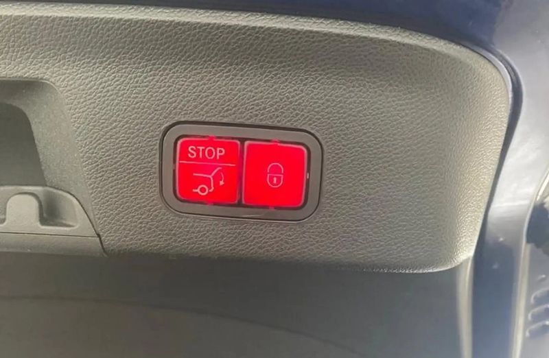 Mercedes-Benz GLE-Class Coupe • 2019 • 135,000 km 14