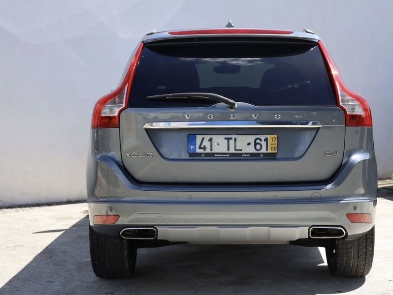 Volvo XC60 • 2017 • 125,000 km 3