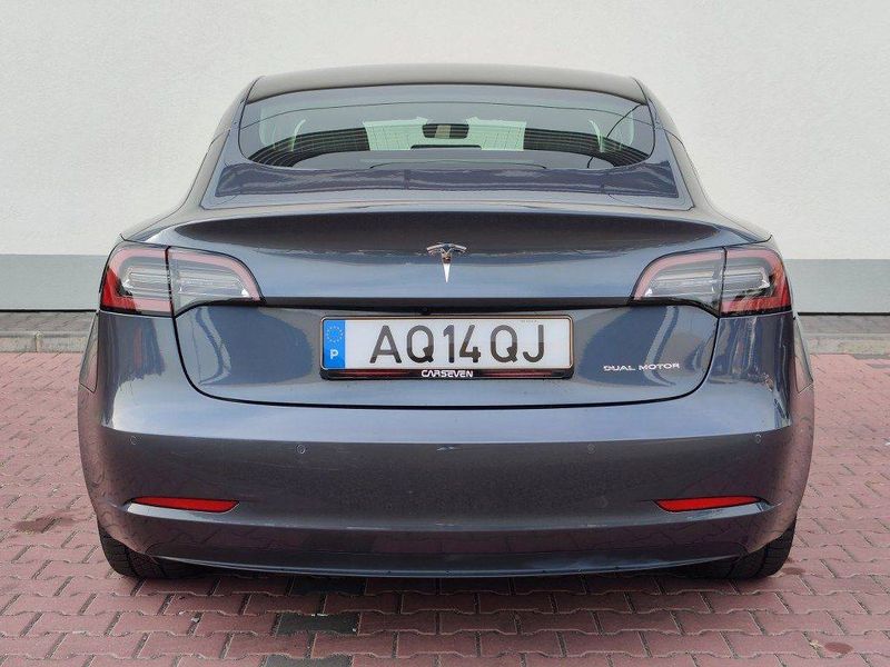 Tesla Model 3 • 2019 • 43,150 km 1