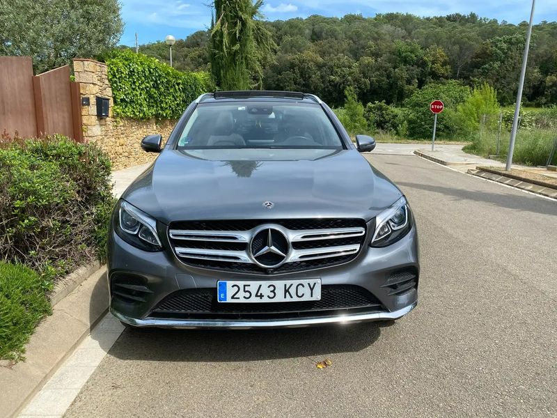 Mercedes-Benz GLC-Class • 2017 • 10,750 km 1