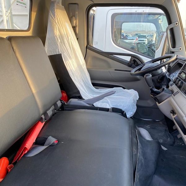 Mitsubishi Lancer • 2018 • 50,000 km 2