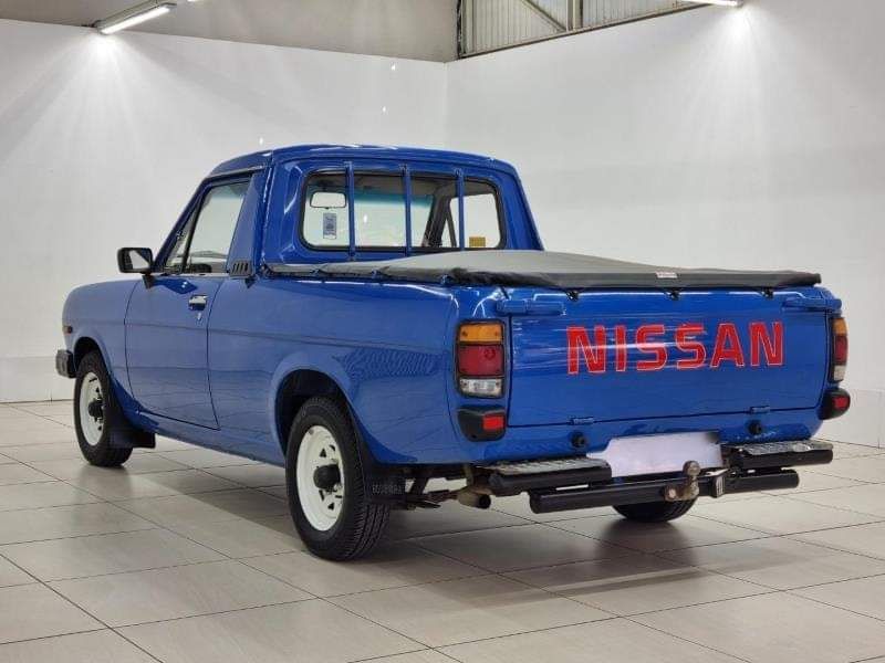 Nissan King Cab • 2004 • 77,000 km 4