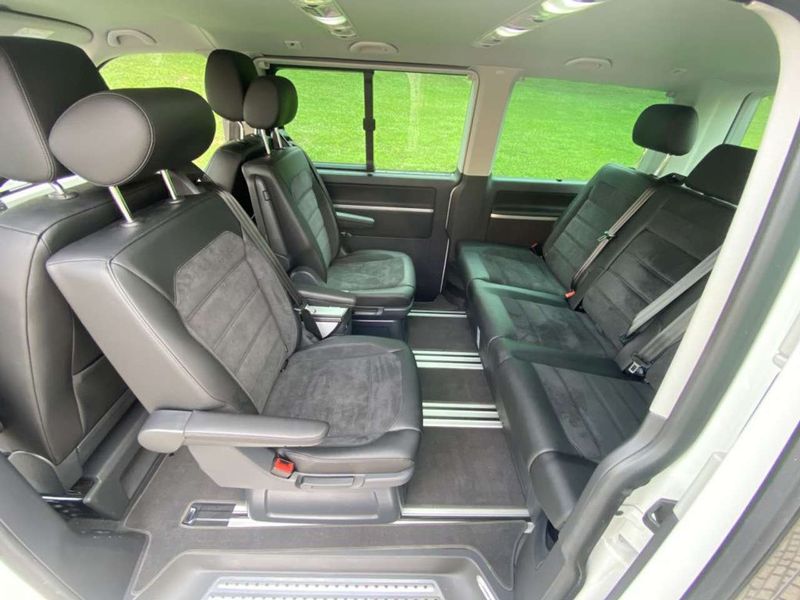 Volkswagen Multivan • 2018 • 91,000 km 3