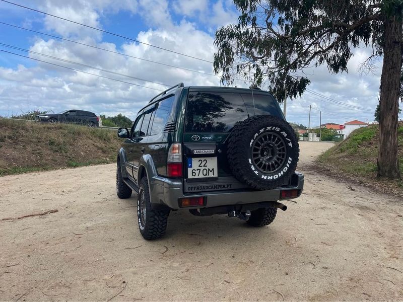 Toyota Land Cruiser • 1998 • 450,000 km 2