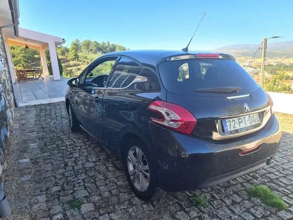 Peugeot 2008 • 2015 • 93,000 km 1