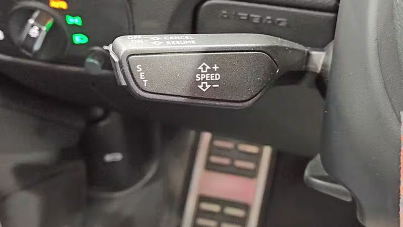 Audi RS 3 • 2019 • 102,216 km 28