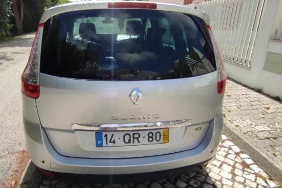 Renault Grand Scenic • 2013 • 105,000 km 2