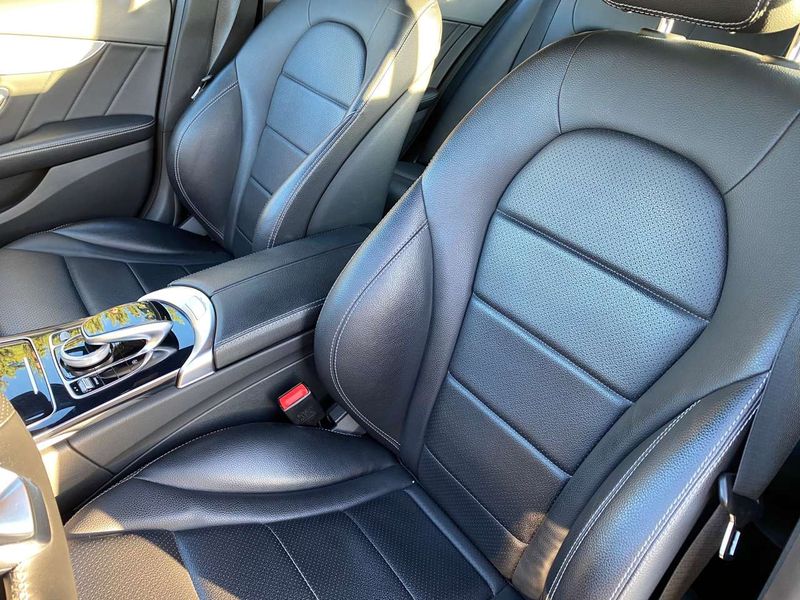 Mercedes-Benz C • 2017 • 275,000 km 4