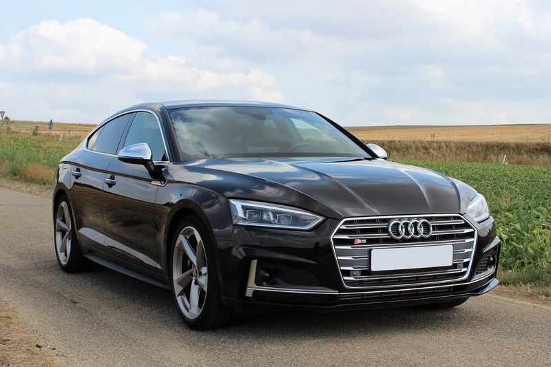 Audi S5 • 2017 • 73,900 km 1