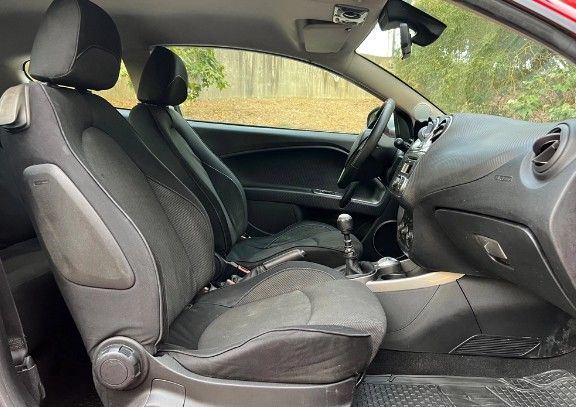 Alfa Romeo Giulietta • 2009 • 180,000 km 3