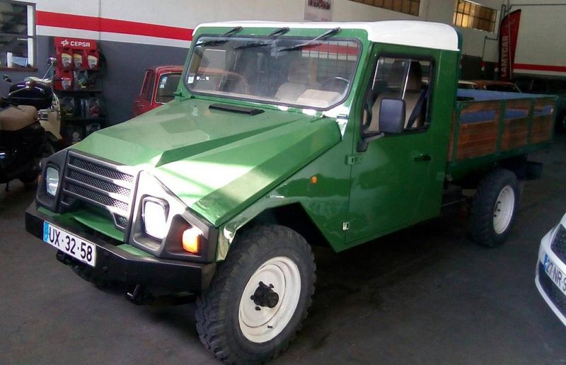 Hummer H1 • 1991 • 18,000 km 1