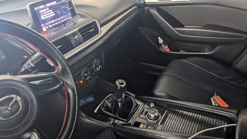 Mazda 3 • 2019 • 55,000 km 3