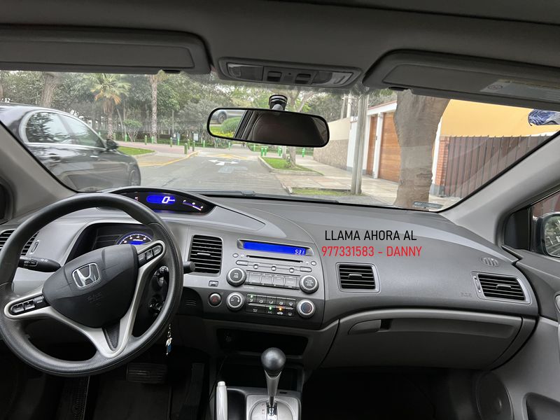 Honda Civic Coupé • 2011 • 83,000 km 7