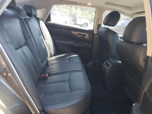 Nissan Altima • 2013 • 10,000 mi 4