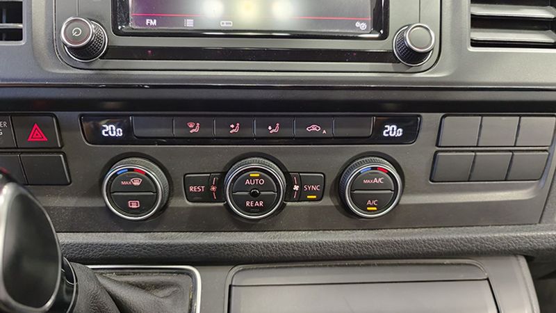 Volkswagen Multivan • 2018 • 59,521 km 19