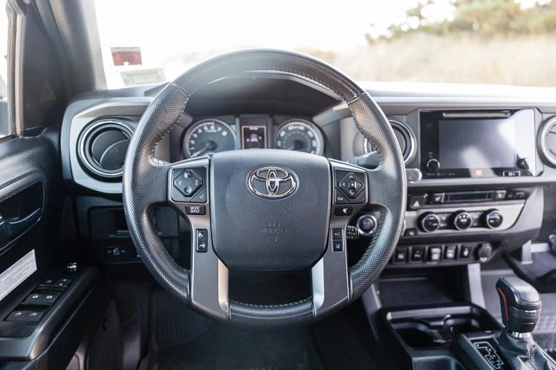 Toyota Tacoma • 2018 • 44,000 mi 3