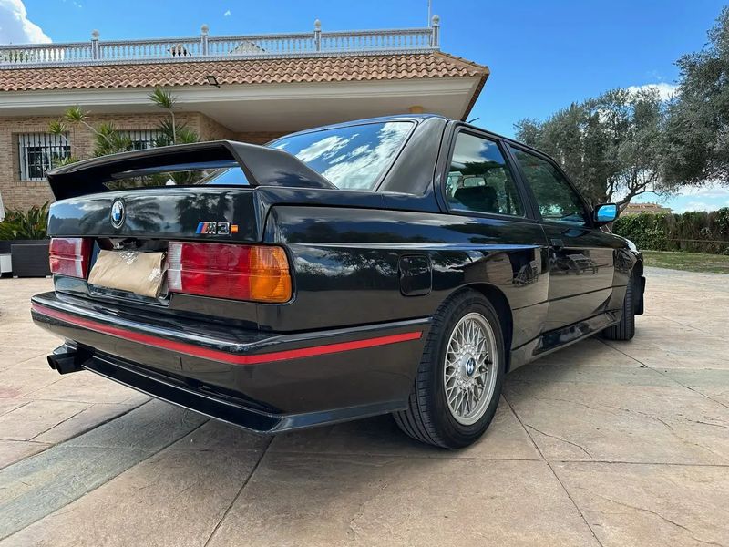 BMW M3 • 1986 • 165,500 km 5