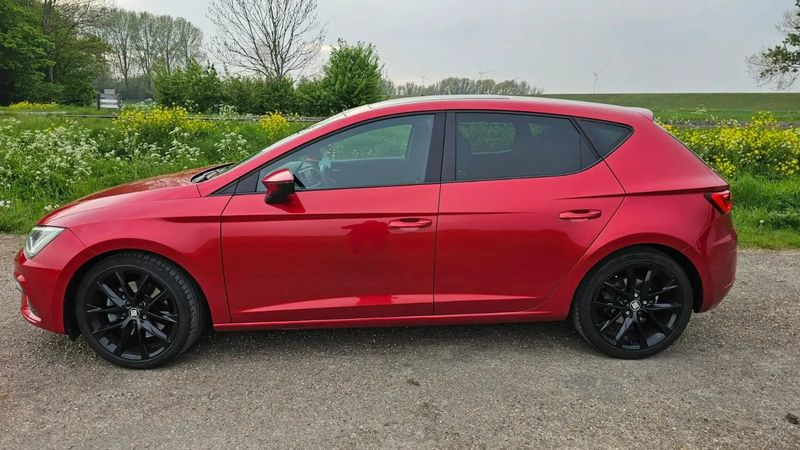 Seat Leon • 2019 • 88,000 km 3