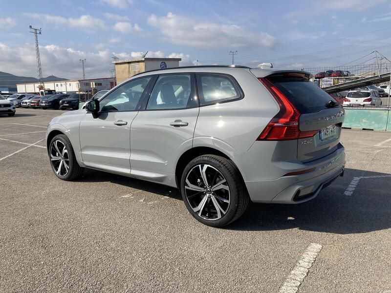 Volvo XC60 • 2024 • 12,819 km 3