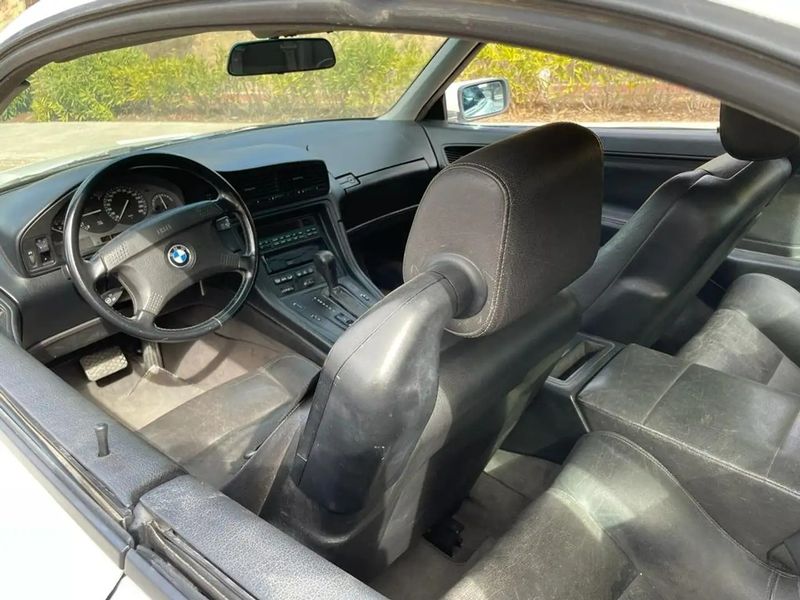 BMW 8 Series • 1990 • 168,000 km 10