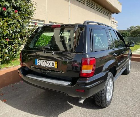 Jeep Grand Cherokee • 2003 • 260,000 km 2