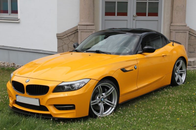 BMW Z4 • 2010 • 119,000 km 4