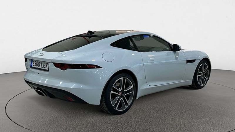 Jaguar F-Type • 2020 • 82,053 km 4