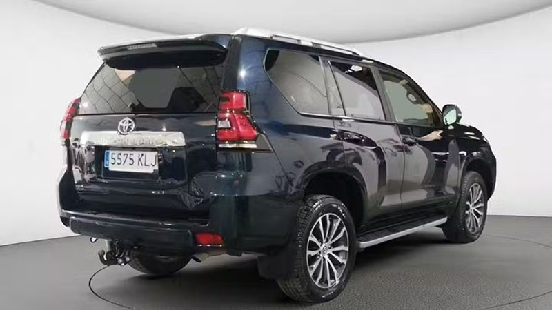 Toyota Land Cruiser • 2018 • 73,085 km 4
