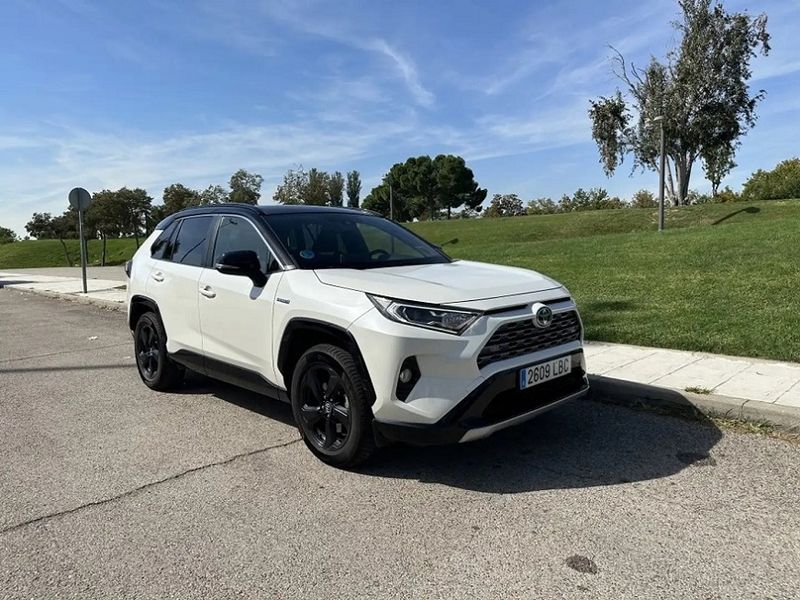 Toyota RAV4 • 2019 • 146,000 km 6