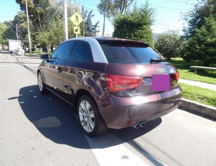 Audi A1 • 2012 • 120,000 km 3