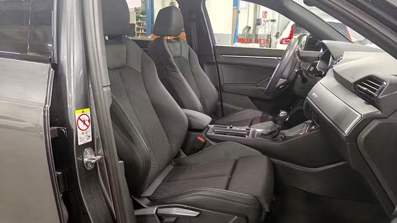 Audi Q3 • 2024 • 7,333 km 8