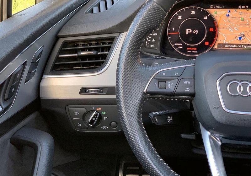 Audi Q5 Sportback • 2017 • 79,999 km 4