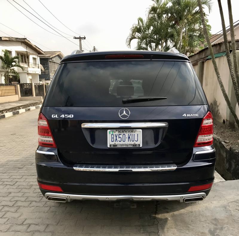 Mercedes-Benz GL • 2011 • 26,645 km 3