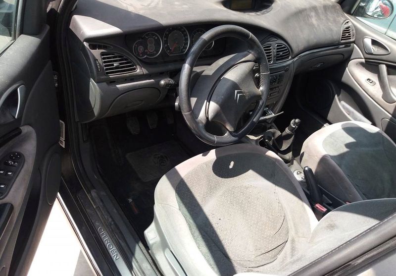 Citroën C5 • 2006 • 160,000 km 4