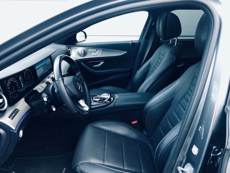 Mercedes-Benz E-Class • 2017 • 91,000 km 4