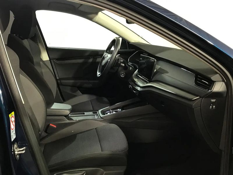Škoda Octavia • 2021 • 70,100 km 8