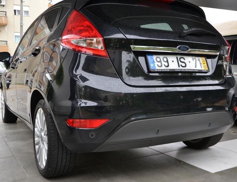 Ford Fiesta • 2010 • 62,965 km 2