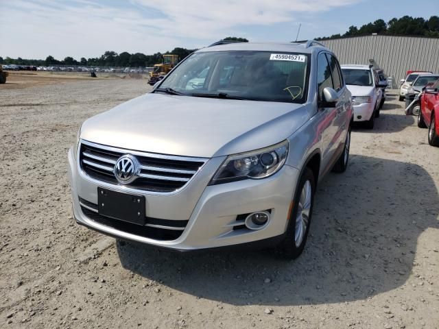Volkswagen Tiguan • 2009 • 10,000 mi 2