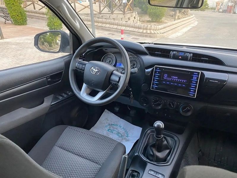 Toyota Hilux • 2019 • 189,000 km 8
