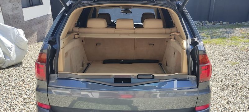BMW X5 • 2013 • 112,000 km 5