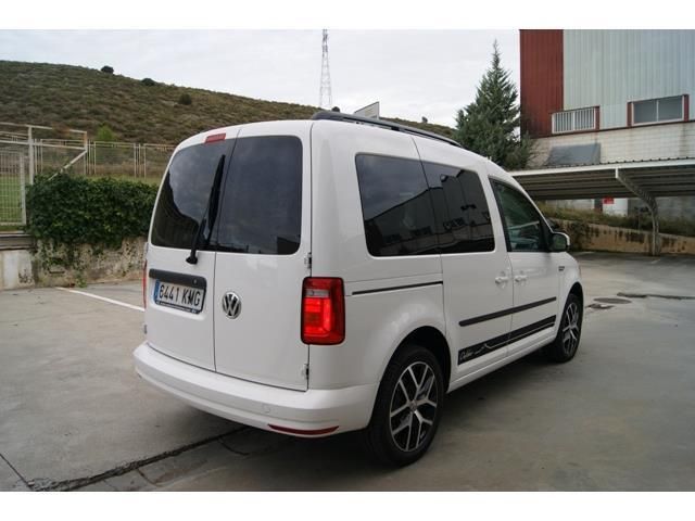 Volkswagen Caddy • 2018 • 112,000 km 6