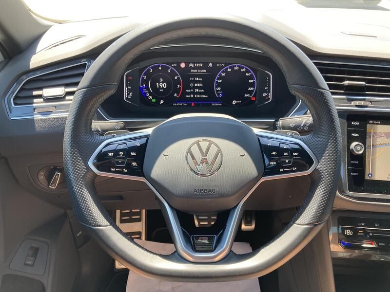 Volkswagen Tiguan • 2022 • 56,228 km 14