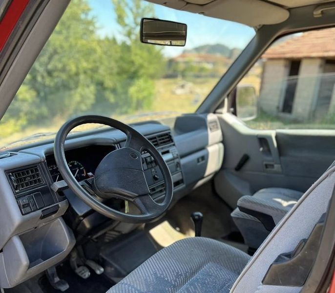 Volkswagen T4 • 1994 • 229,000 km 4