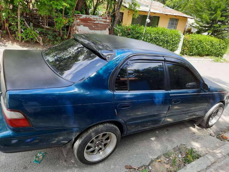 Toyota Corolla • 1997 • 1 km 2